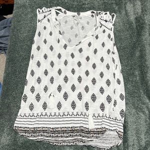 Luck Brand Sleeveless T-shirt